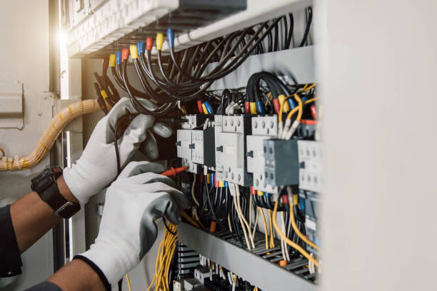 Best Affordable Emergency Electrician  in Oxford, MI